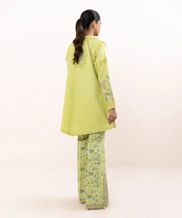 Sapphire 2Pc Embroidered Lawn Suit U2TEDY25V613 gulbuy.com
