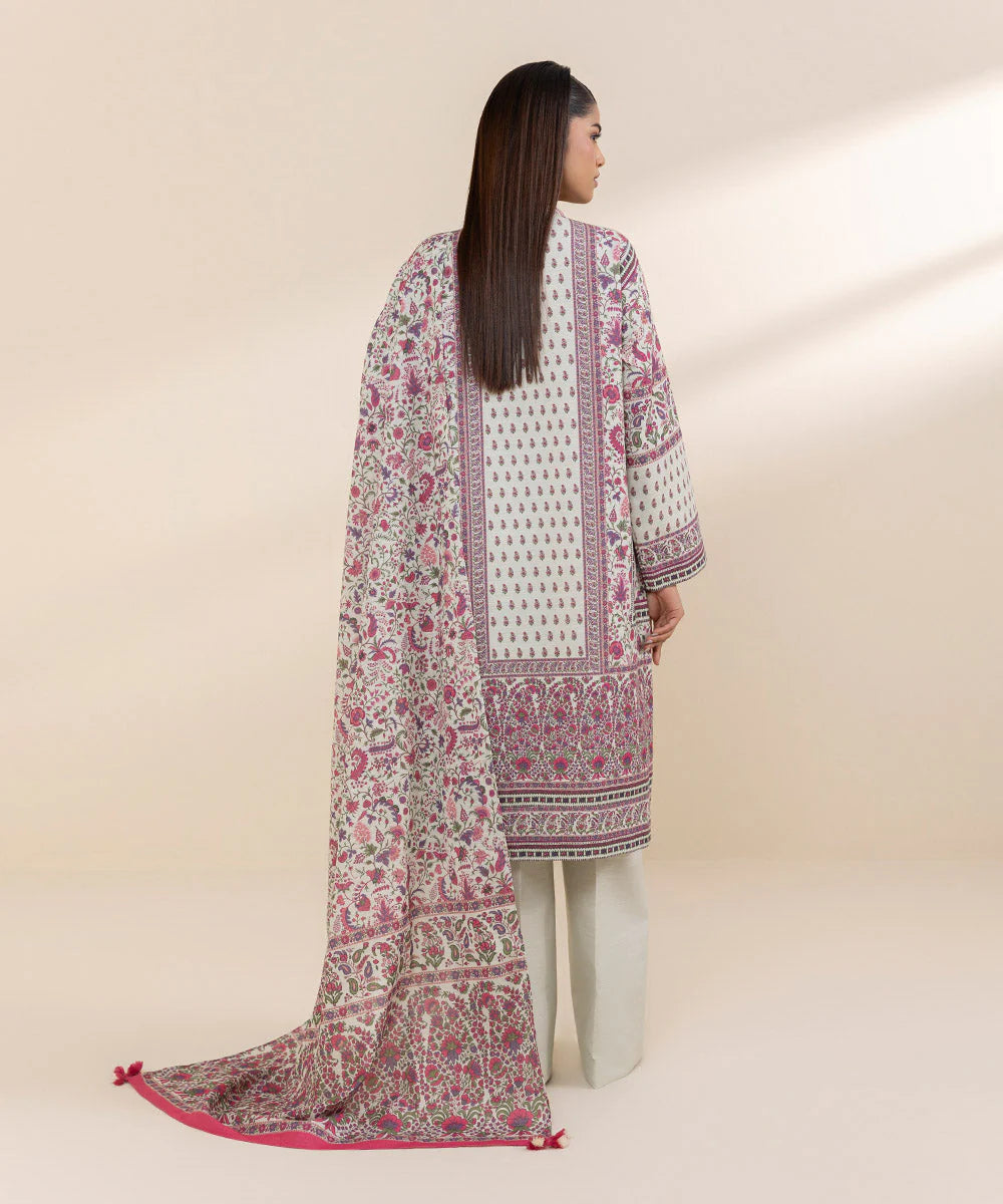 Sapphire 3Pc Printed Khaddar Suit PDY24DFV82TS gulbuy.com