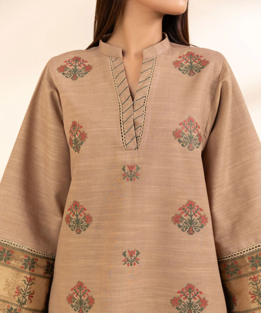 Sapphire 3Pc Embroidered Khaddar Suit U3PEST24V928 gulbuy.com