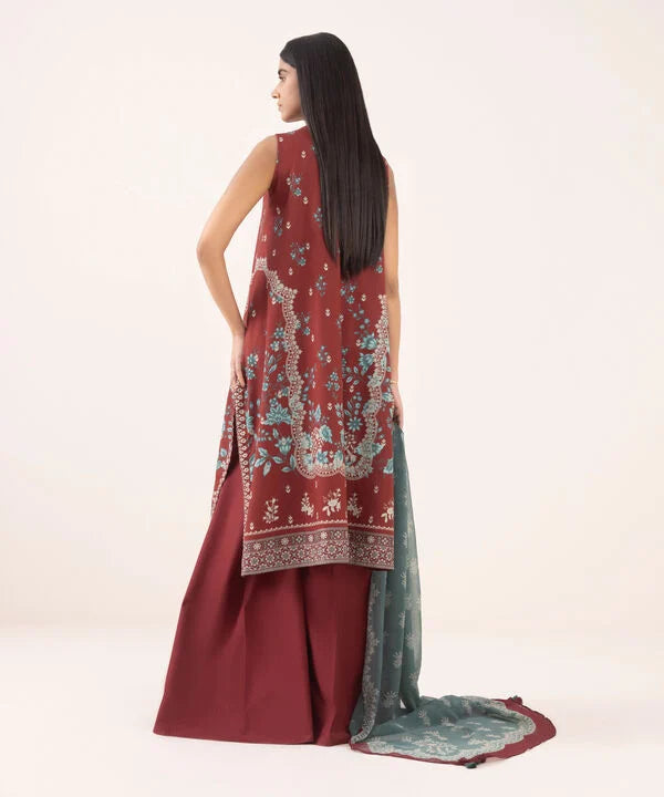 Sapphire 3Pc Embroidered Lawn Suit U3PEDY25V635 gulbuy.com