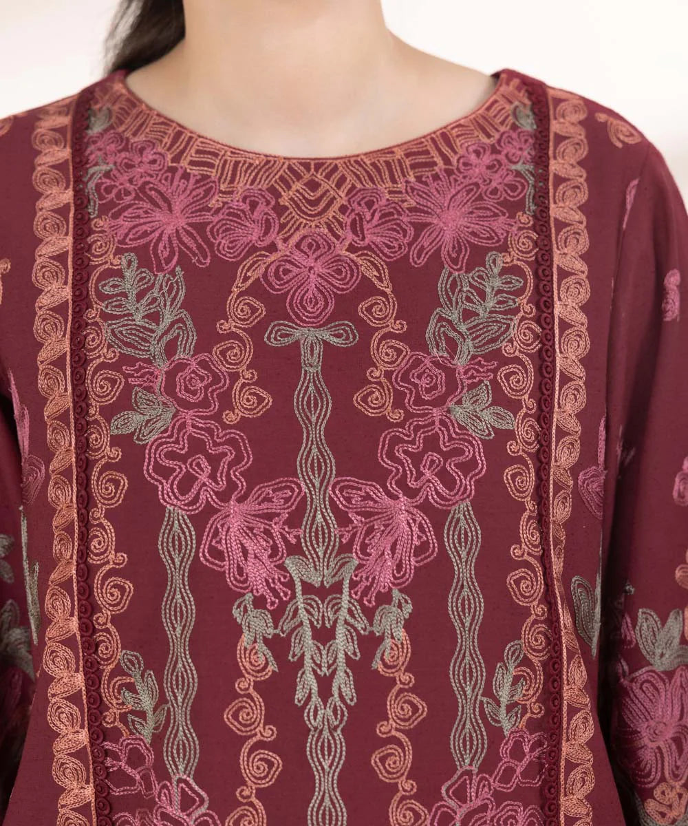 Sapphire 3Pc Embroidered karandi Suit U3PELX24V107 gulbuy.com