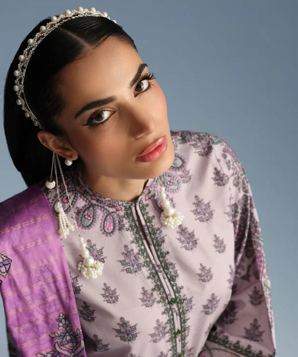 Sapphire 3Pc Embroidered Lawn Suit U3PESG25V538 gulbuy.com