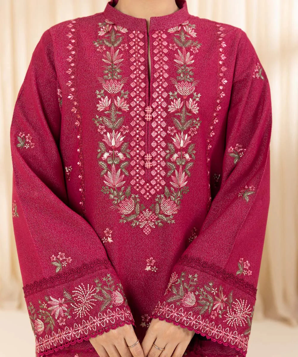 Sapphire 3Pc Embroidered karandi Suit U3PEST24V102 gulbuy.com
