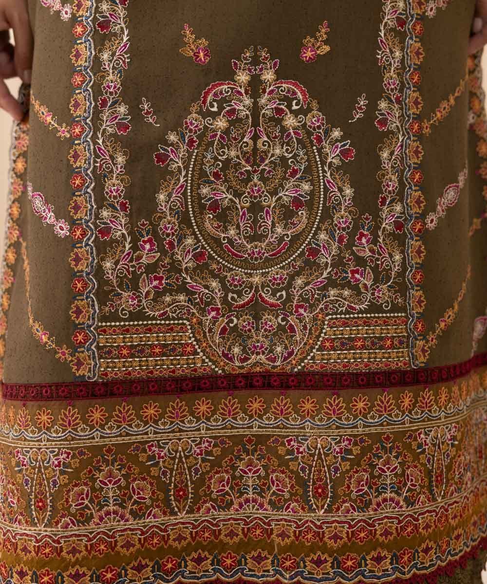 Sapphire 3Pc Embroidered Karandi Suit U3PEST24V103 gulbuy.com