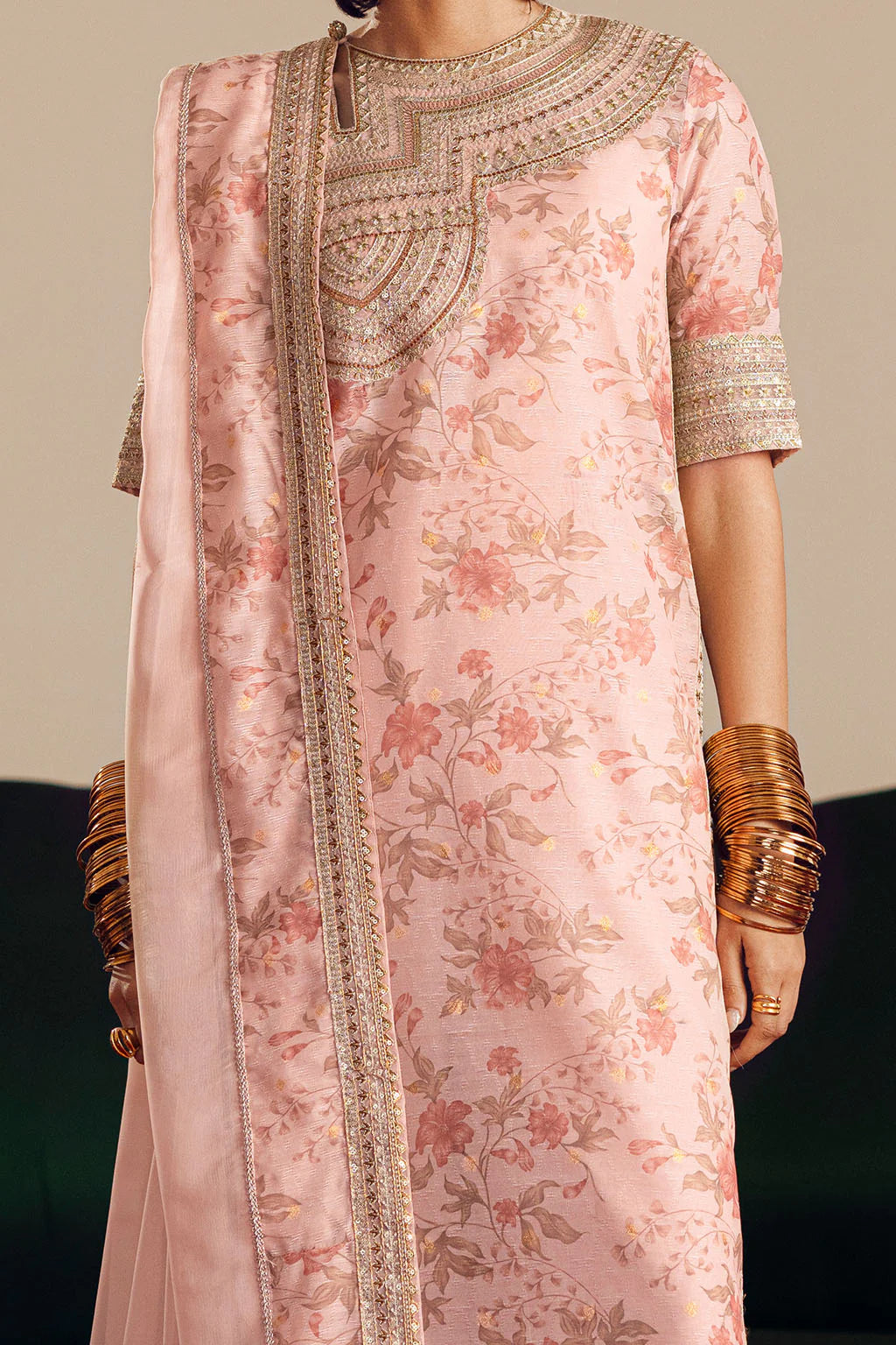 Vanya 3Pc Embroidered Chiffon Suit CD-04 gulbuy.com