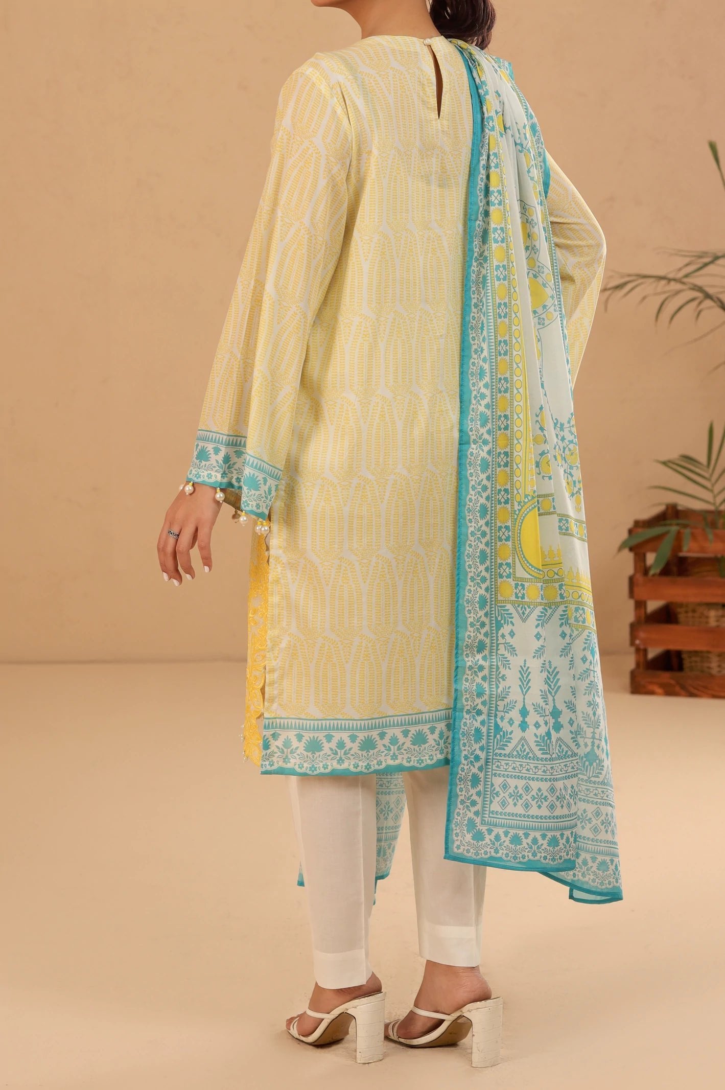 Diners 3Pc Printed Lawn Suit (WU31466-WHITE)