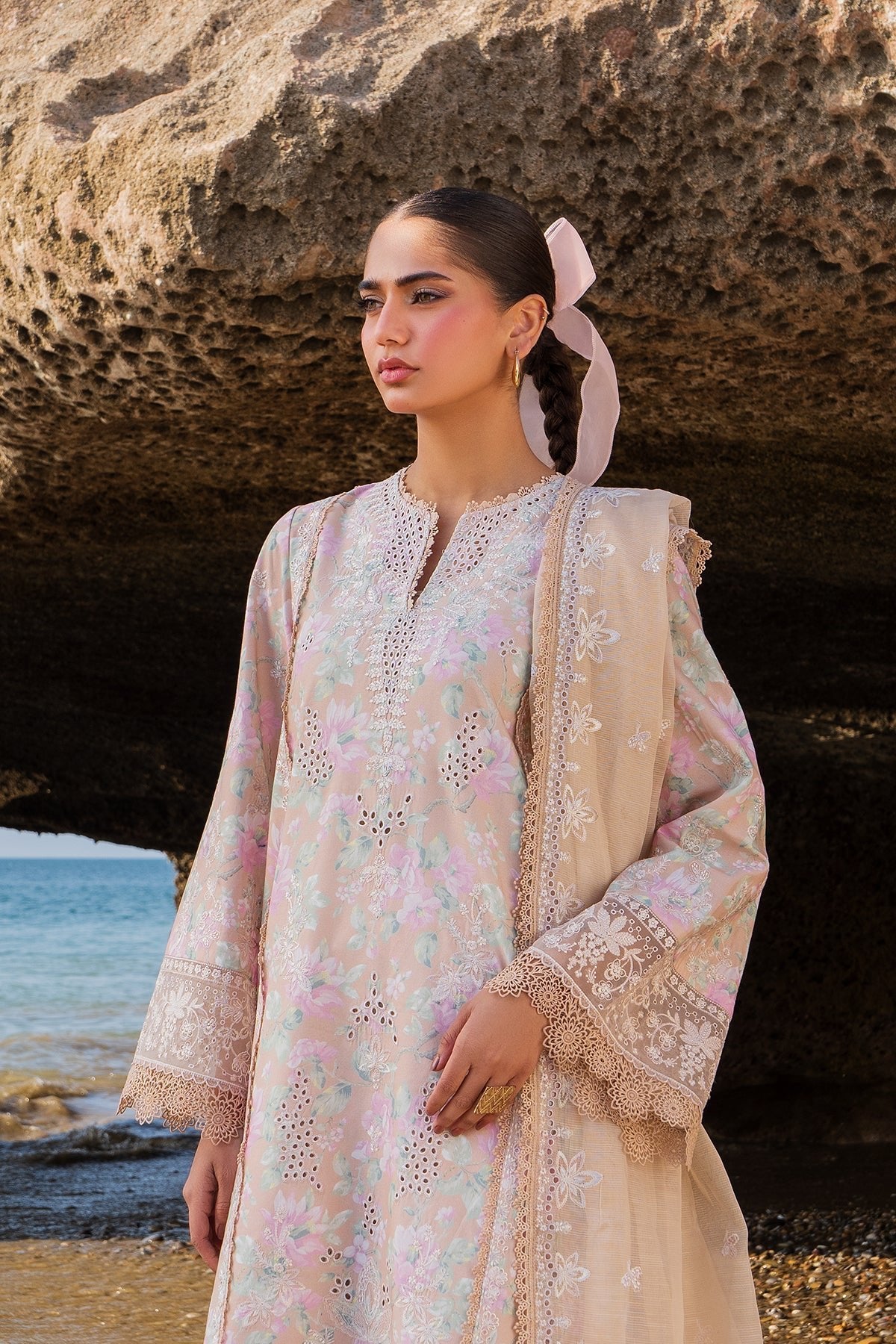 AFROZEH 3Pc Embroidered Lawn Suit Zephyria gulbuy.com