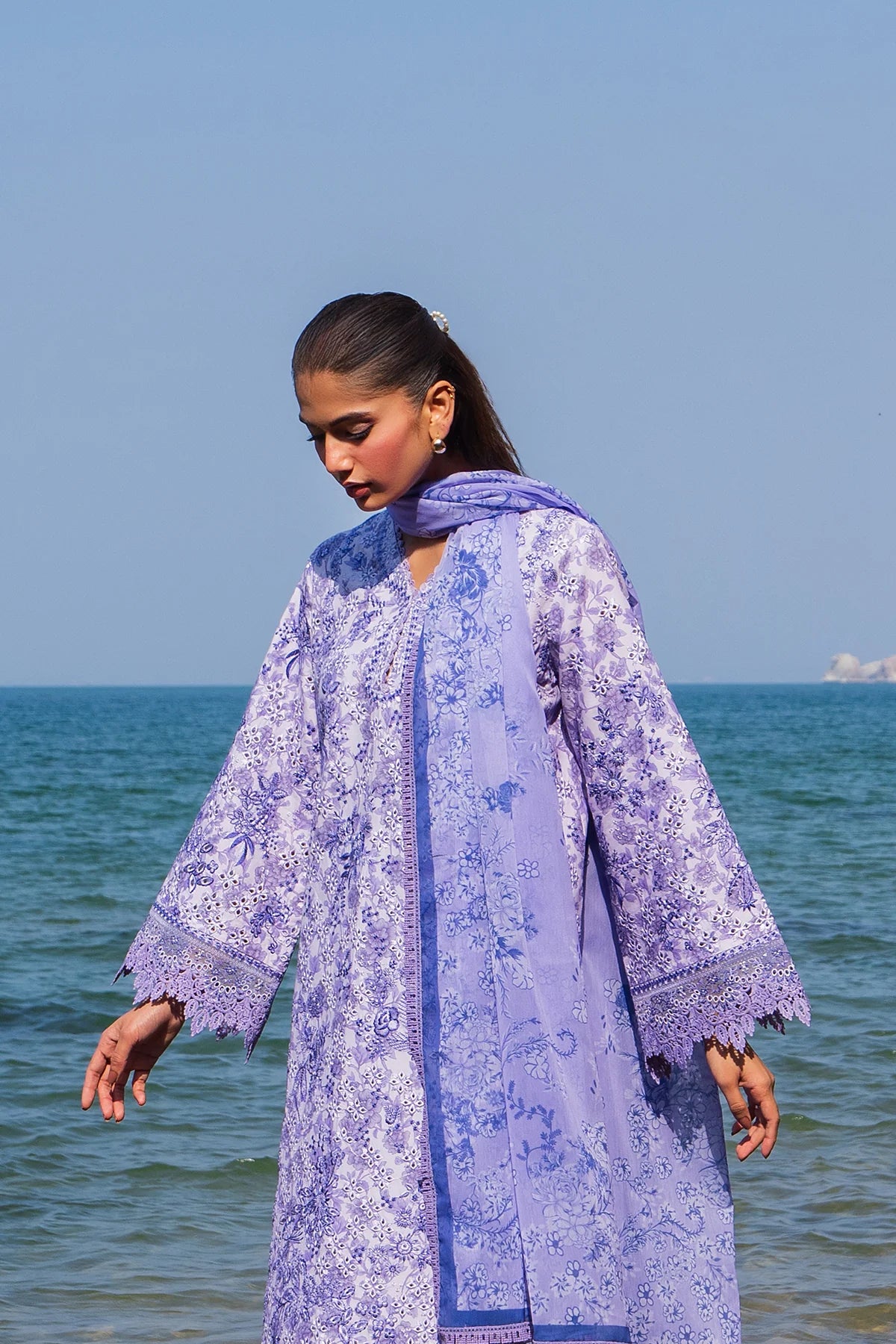 AFROZEH 3Pc Embroidered Lawn Suit Verve gulbuy.com