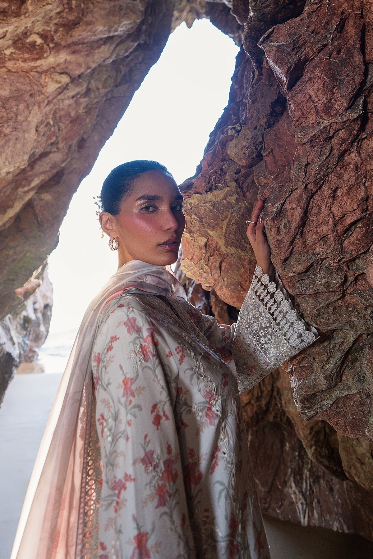 AFROZEH 3Pc Embroidered Lawn Suit Nyssa gulbuy.com