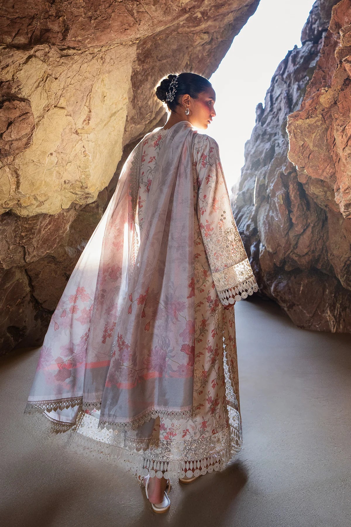 AFROZEH 3Pc Embroidered Lawn Suit Nyssa gulbuy.com