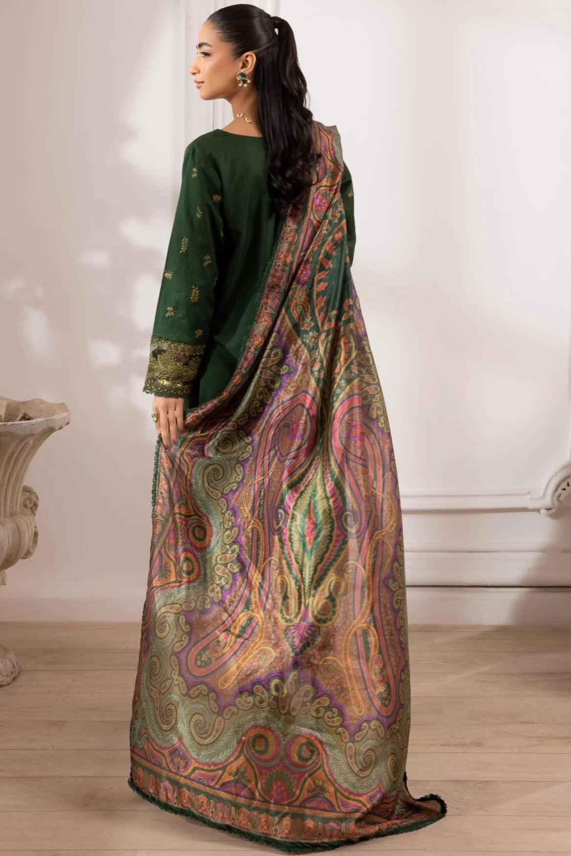 Mohagni 3Pc Embroidered Lawn Suit ZE-08 gulbuy.com
