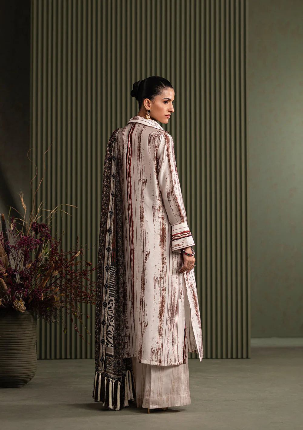 Aik Atelier 3Pc Digital Printed Silk Suit '25 D1 - LOOK 02 gulbuy.com