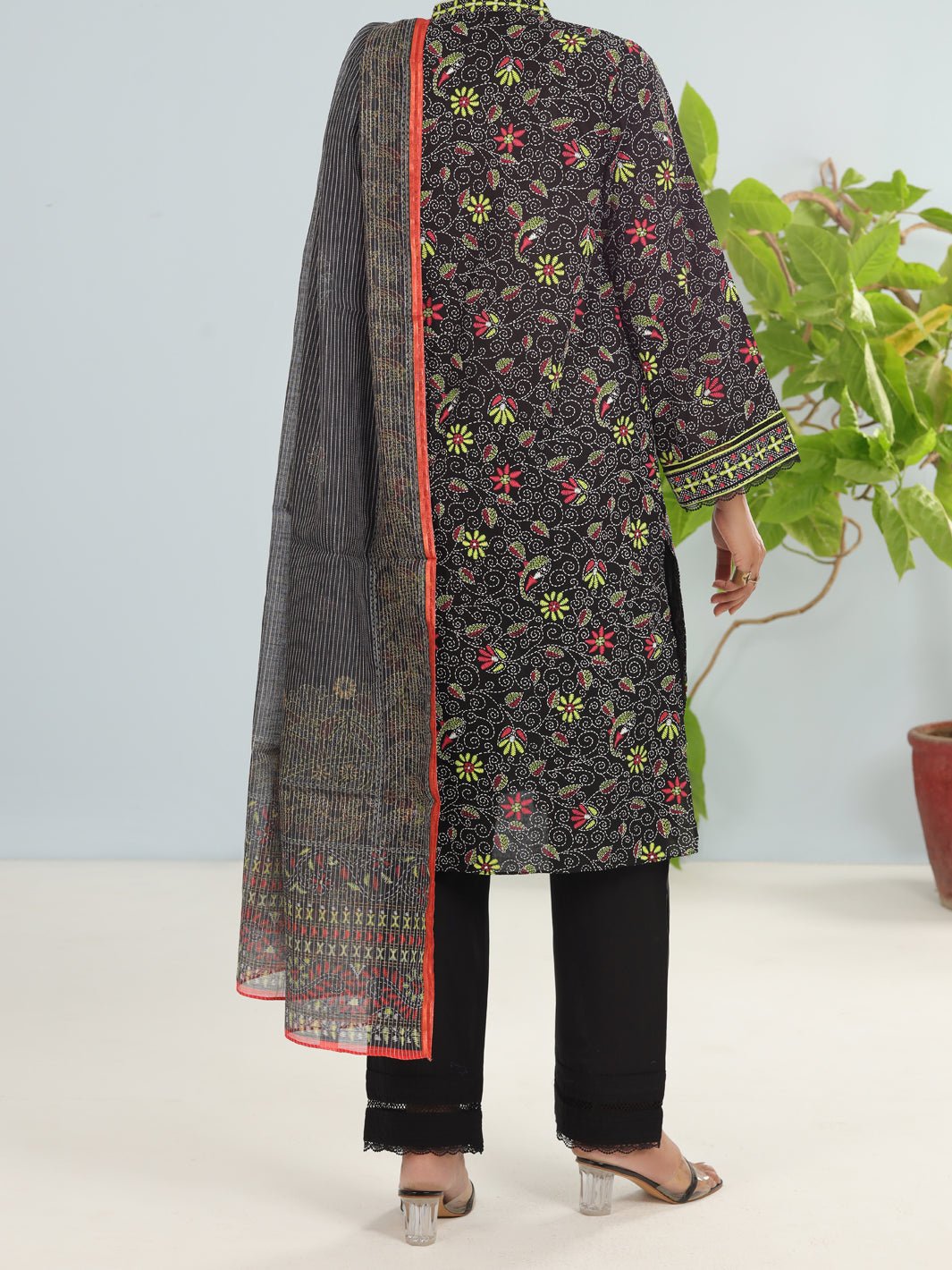 ALMIRAH LIGHT 3 PIECE BKACK LAWN SUIT (ALP-3PS-1901)