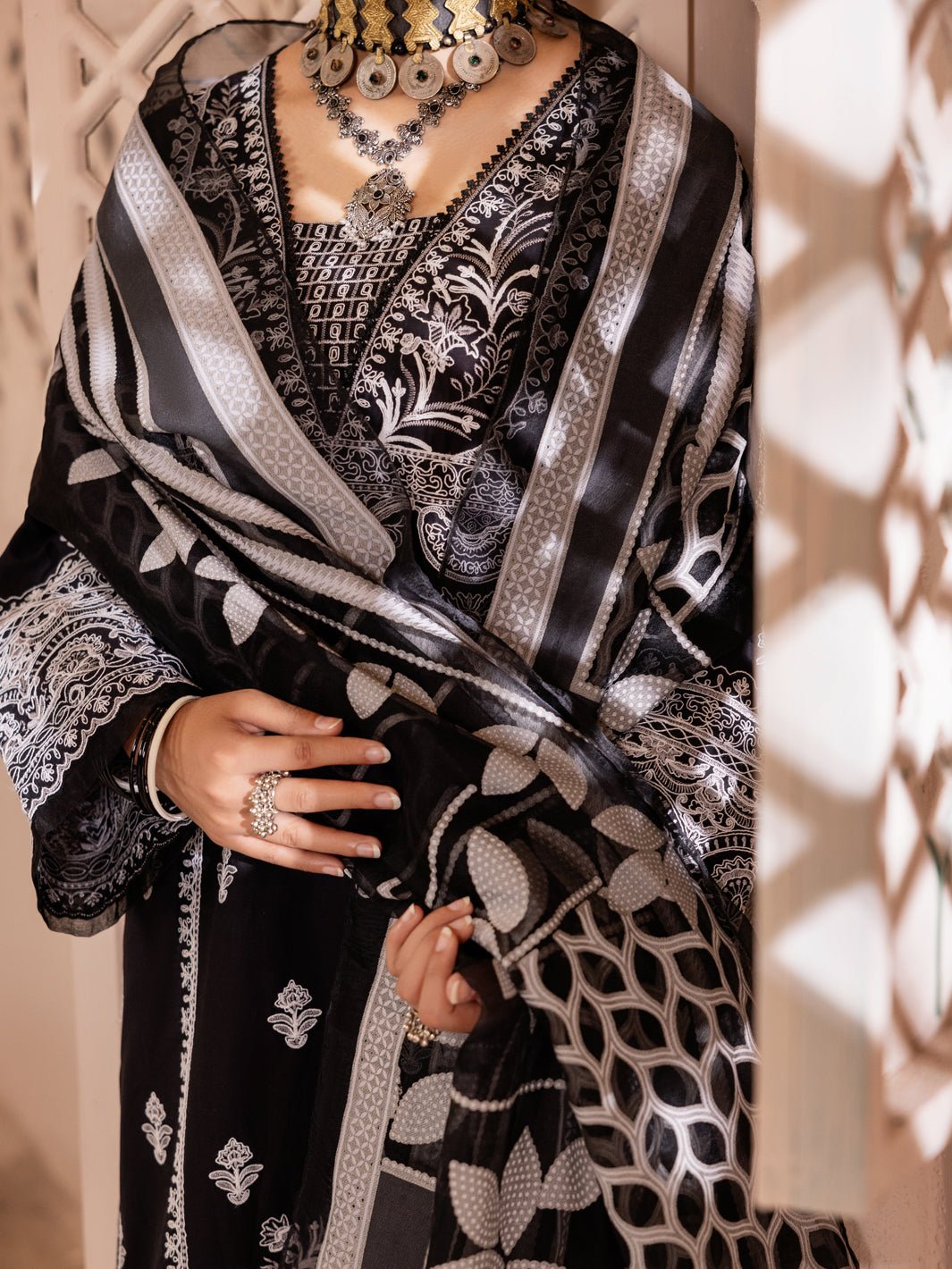 ALMIRAH 3 PIECE CAMBRIC SUIT (ALP-3PS-1907)