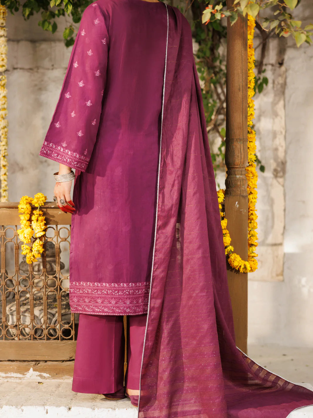 Almirah 3Pc Embroidered Dobby Suit ALP-3PS-2168 gulbuy.com