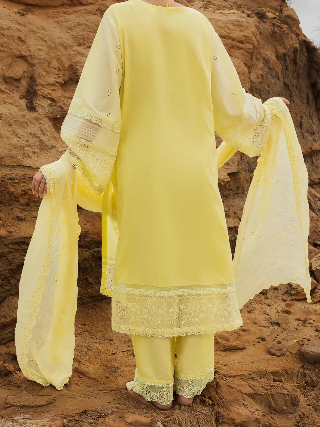 Almirah 3Pc Embroidered Dobby Suit ALP-3PS-2180 gulbuy.com