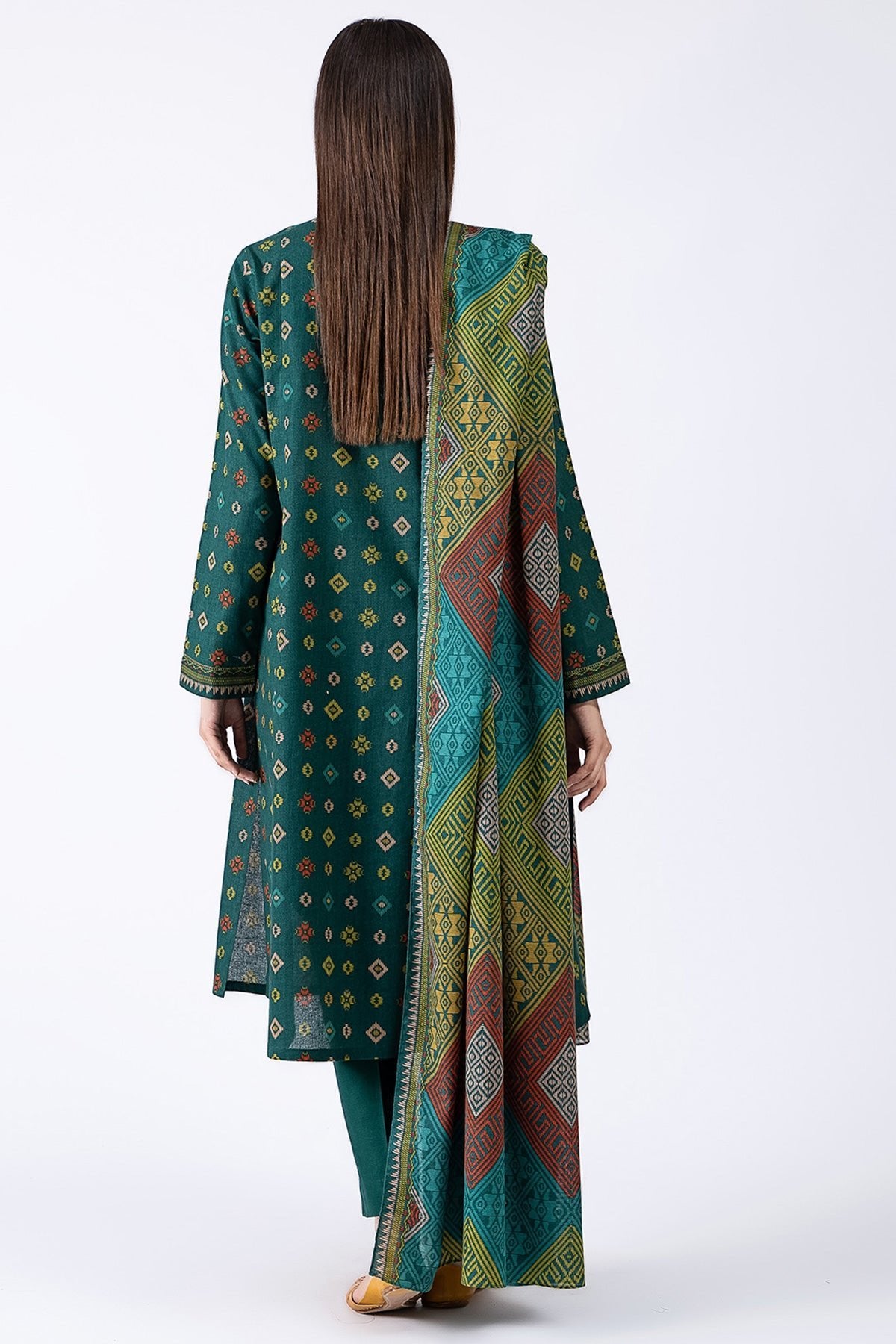 kayseria 3 Piece Khaddar Printed Suit (C5433-71)