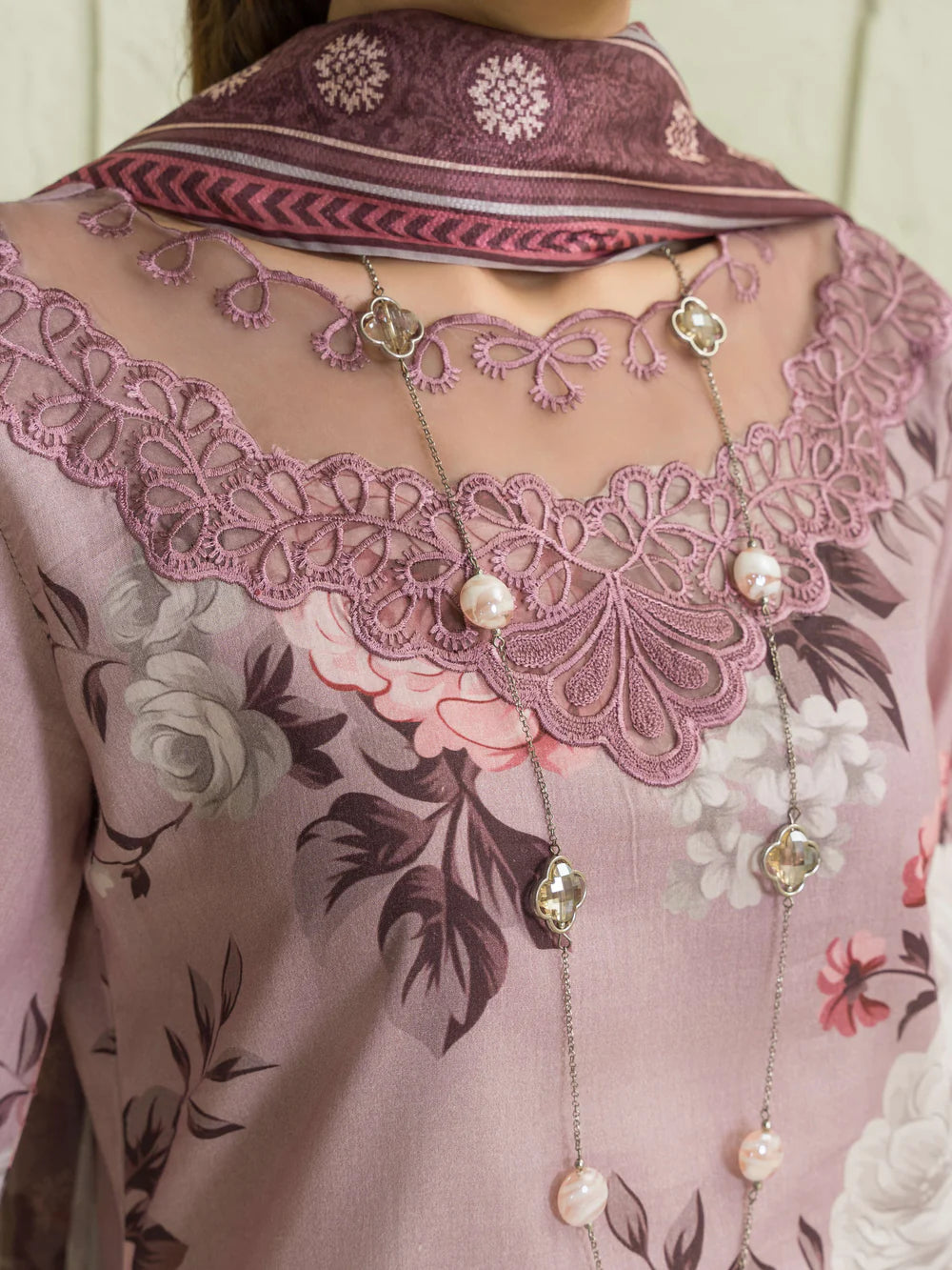 Sahibas By Mirza 3Pc Embroidered Lawn Suit Courage-Pink gulbuy.com