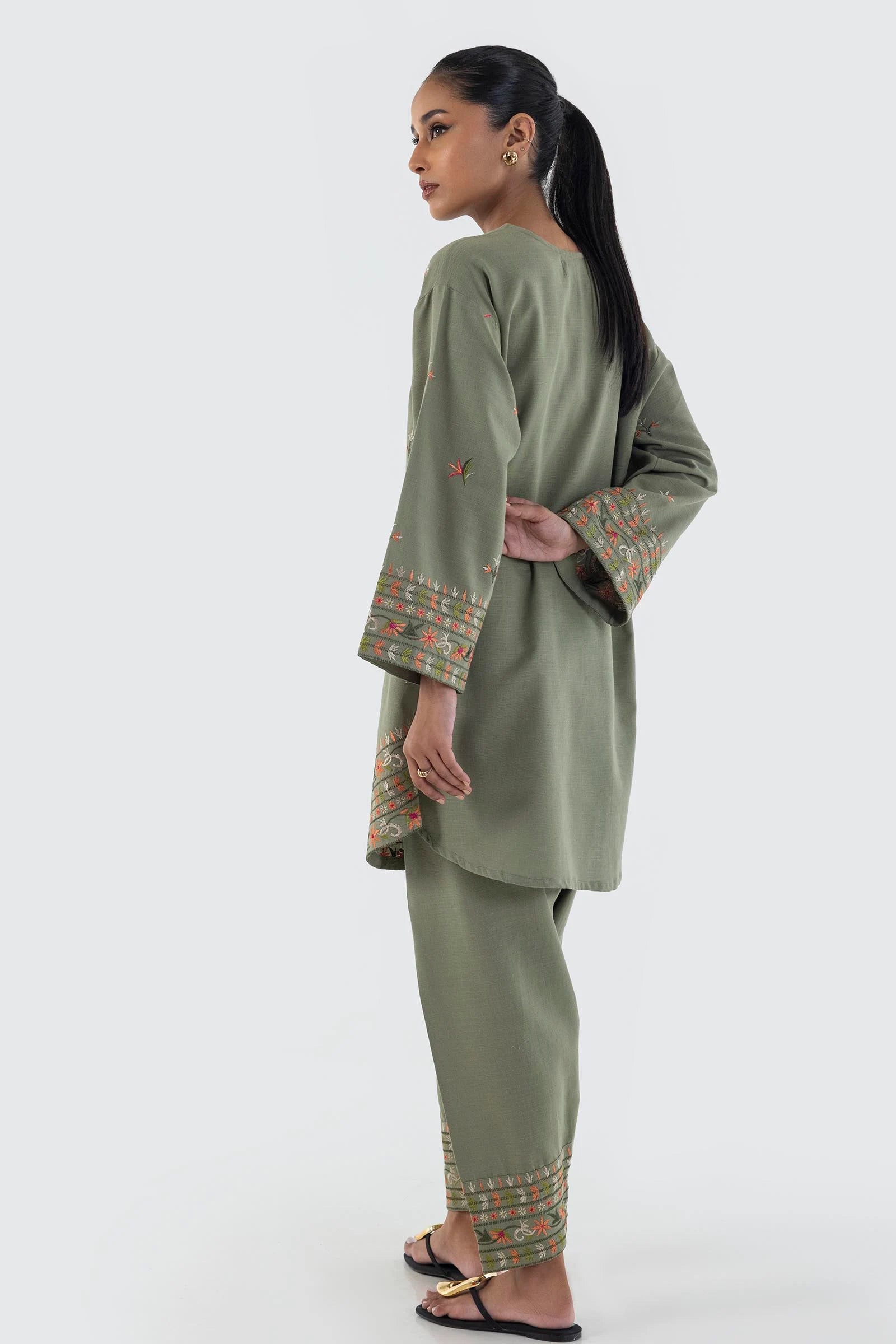 Sana Safinaz 2Pc Embroidered Slub Khaddar Suit FW24SGE528P2T gulbuy.com