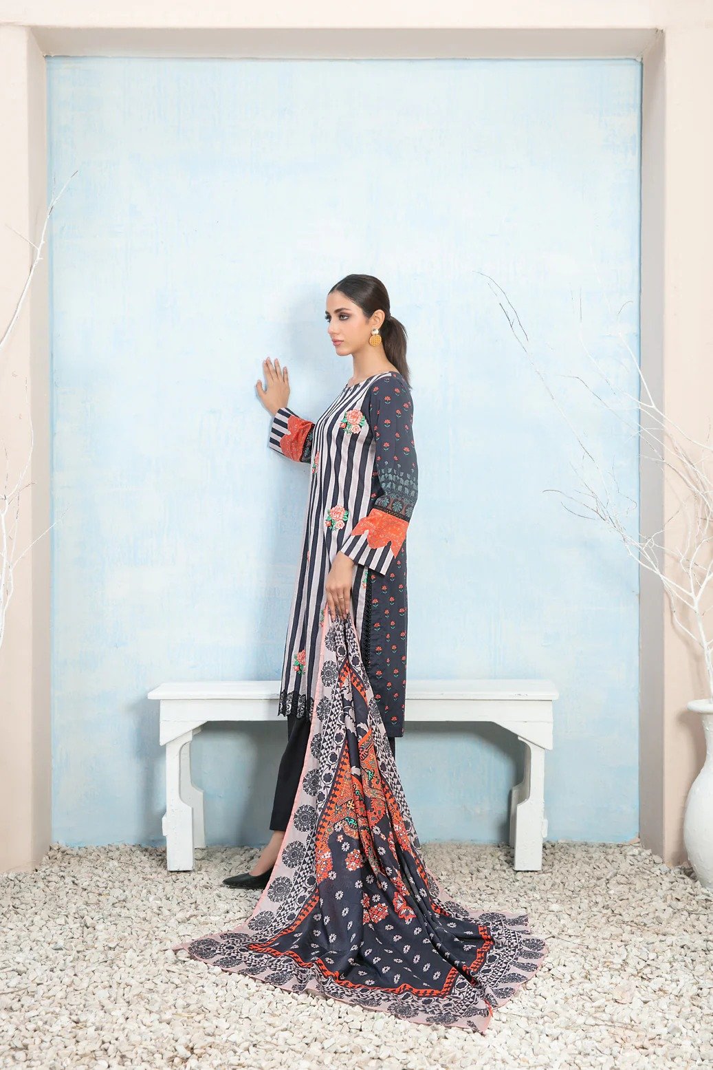 Tawakkal 3Pc Embroidered Lawn Suit D-3477-Faleha gulbuy.com