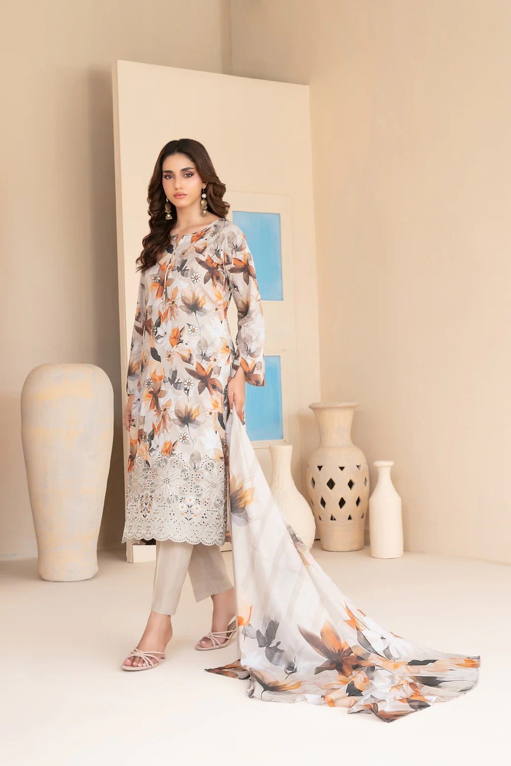 Tawakkal 3Pc Embroidered Lawn Suit D-3019-Elira gulbuy.com