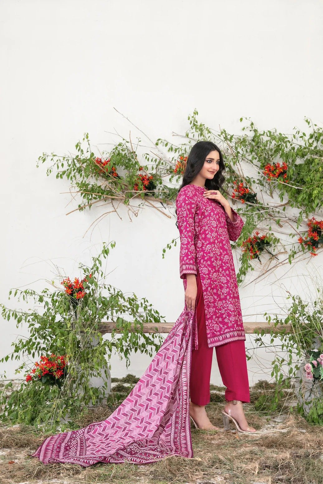 Tawakkal 3Pc Embroidered Lawn Suit D-3076-Faliha gulbuy.com