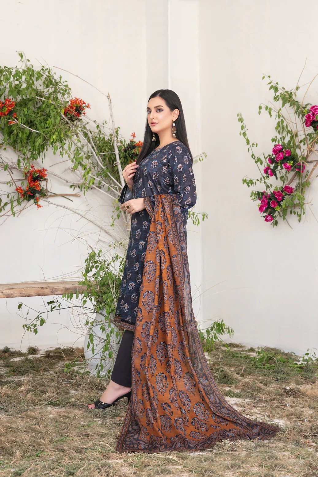 Tawakkal 3Pc Embroidered Lawn Suit D-3080-Faliha gulbuy.com