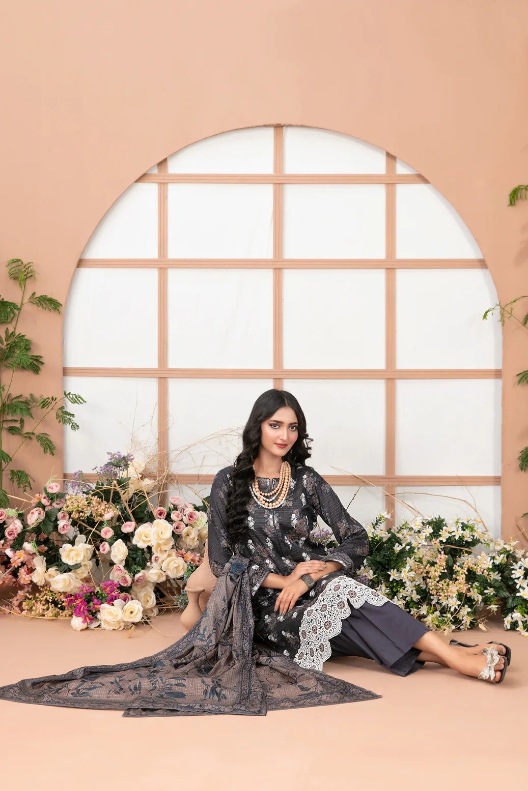Tawakkal 3Pc Embroidered Lawn Suit D-2058-Basma gulbuy.com