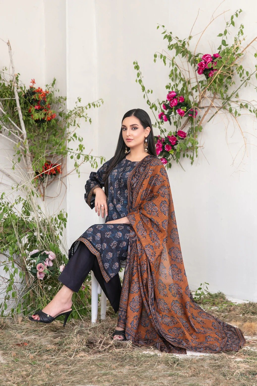 Tawakkal 3Pc Embroidered Lawn Suit D-3080-Faliha gulbuy.com