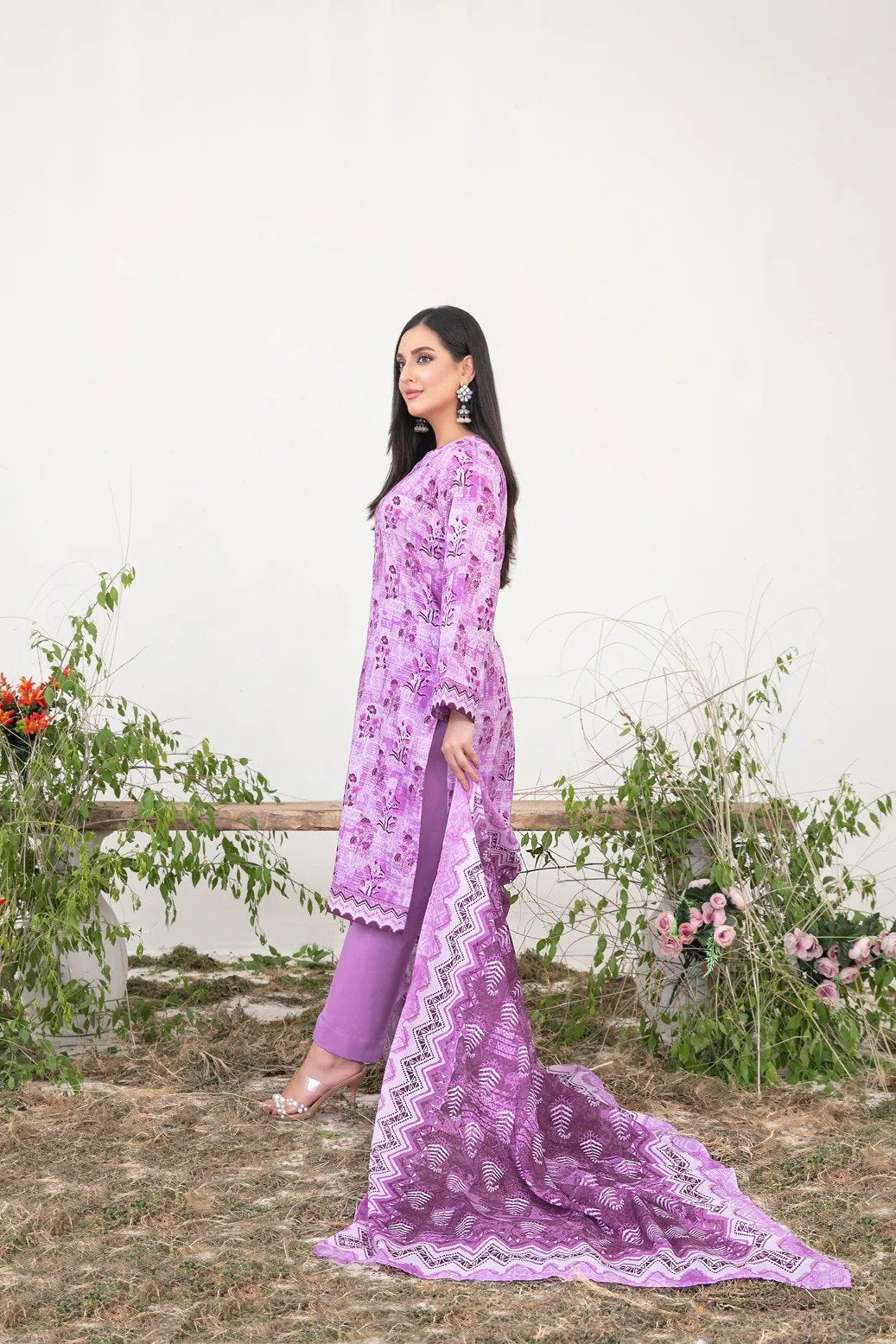 Tawakkal 3Pc Embroidered Lawn Suit D-3075-Faliha gulbuy.com