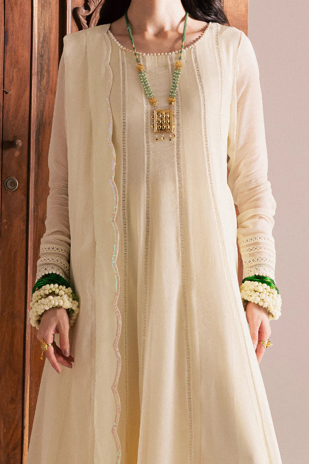Vanya 3Pc Embroidered Chiffon Suit KR-03 gulbuy.com