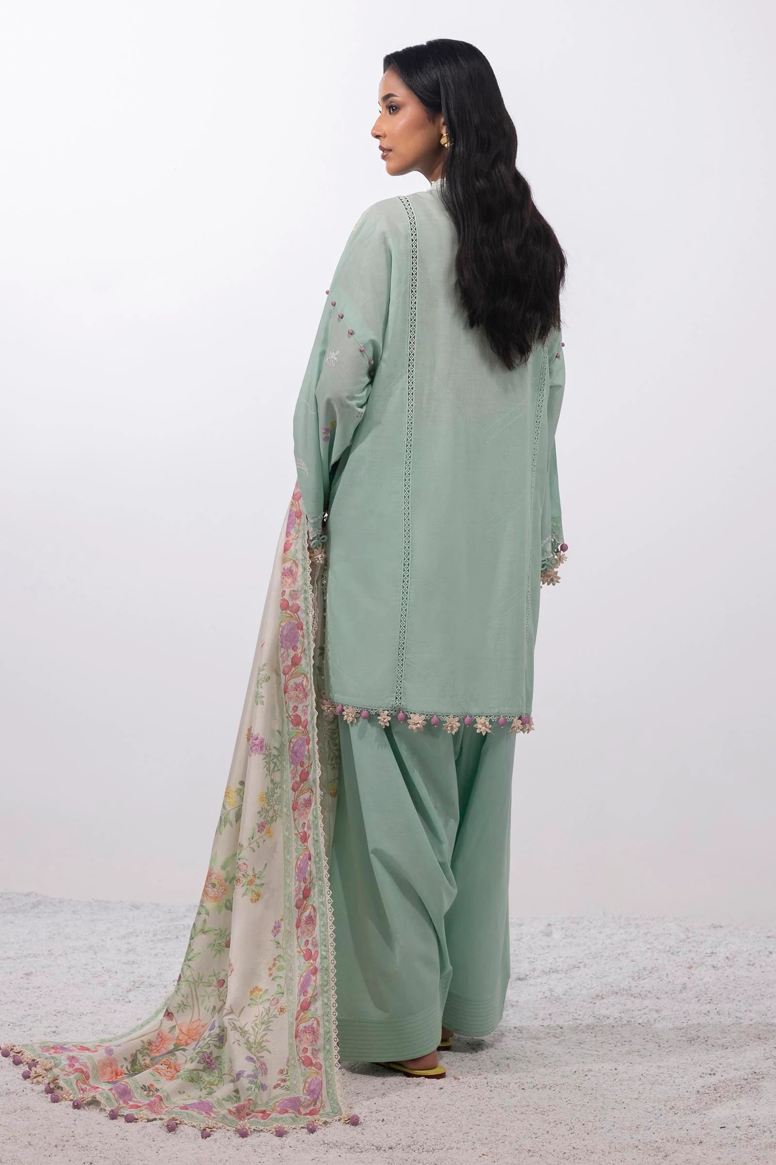Sana Safinaz 3Pc Embroidered Lawn Suit M252-010A-Cv gulbuy.com