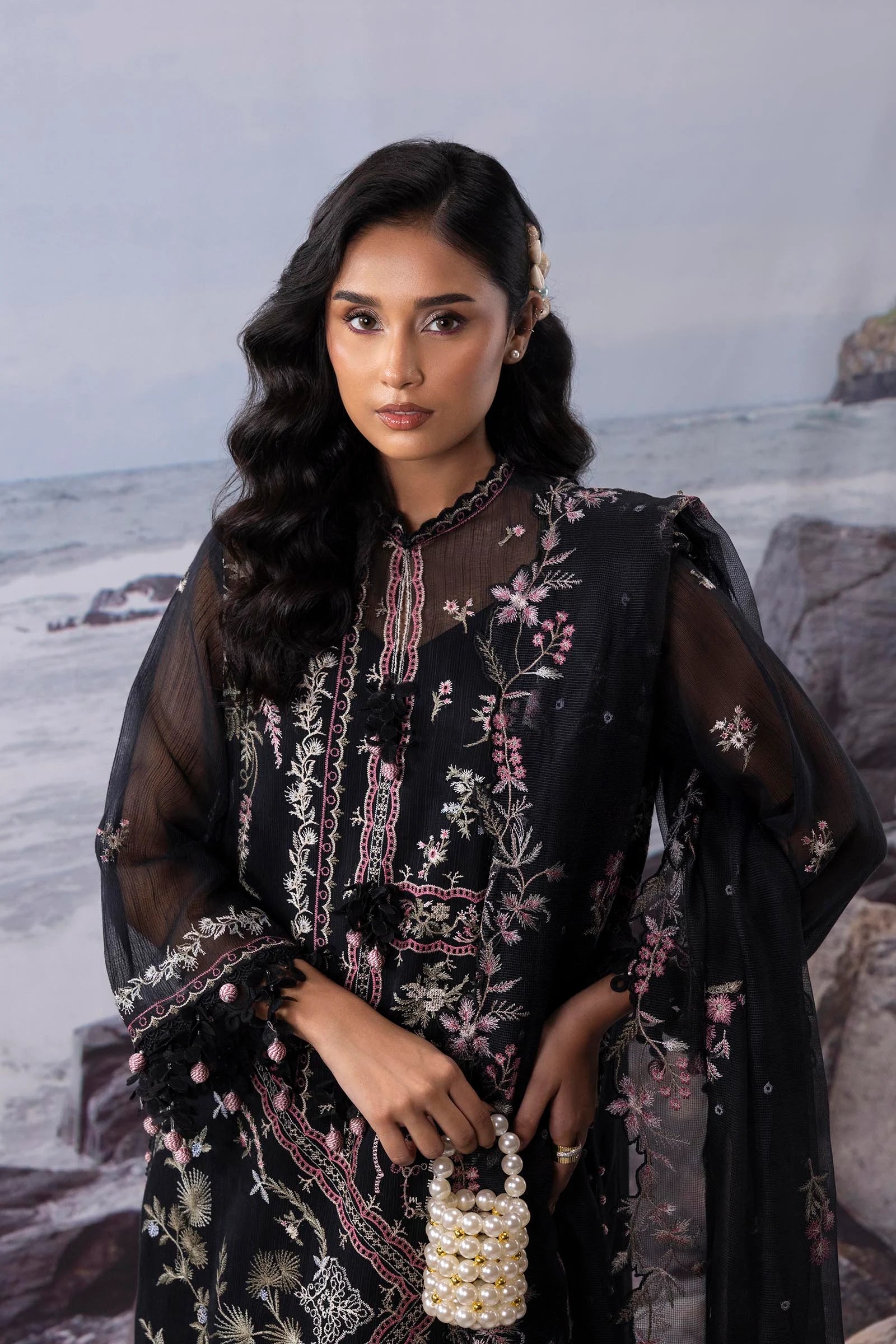 Sana Safinaz 3Pc Embroidered Lawn Suit M252-014A-Ct gulbuy.com