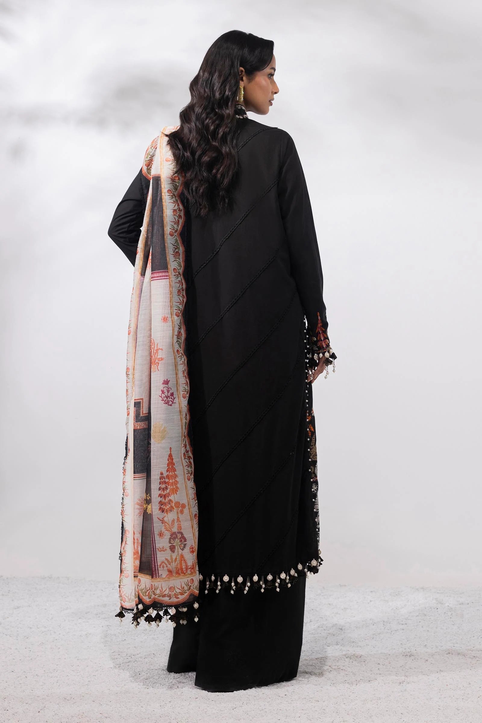 Sana Safinaz 3Pc Embroidered Lawn Suit M252-020A-Cv gulbuy.com