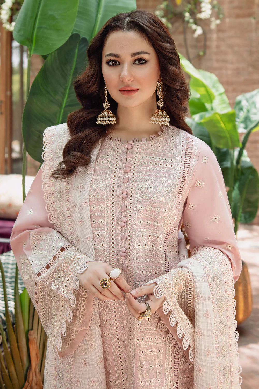 Jazmin 3Pc Embroidered Lawn Suit SL22-D5 gulbuy.com