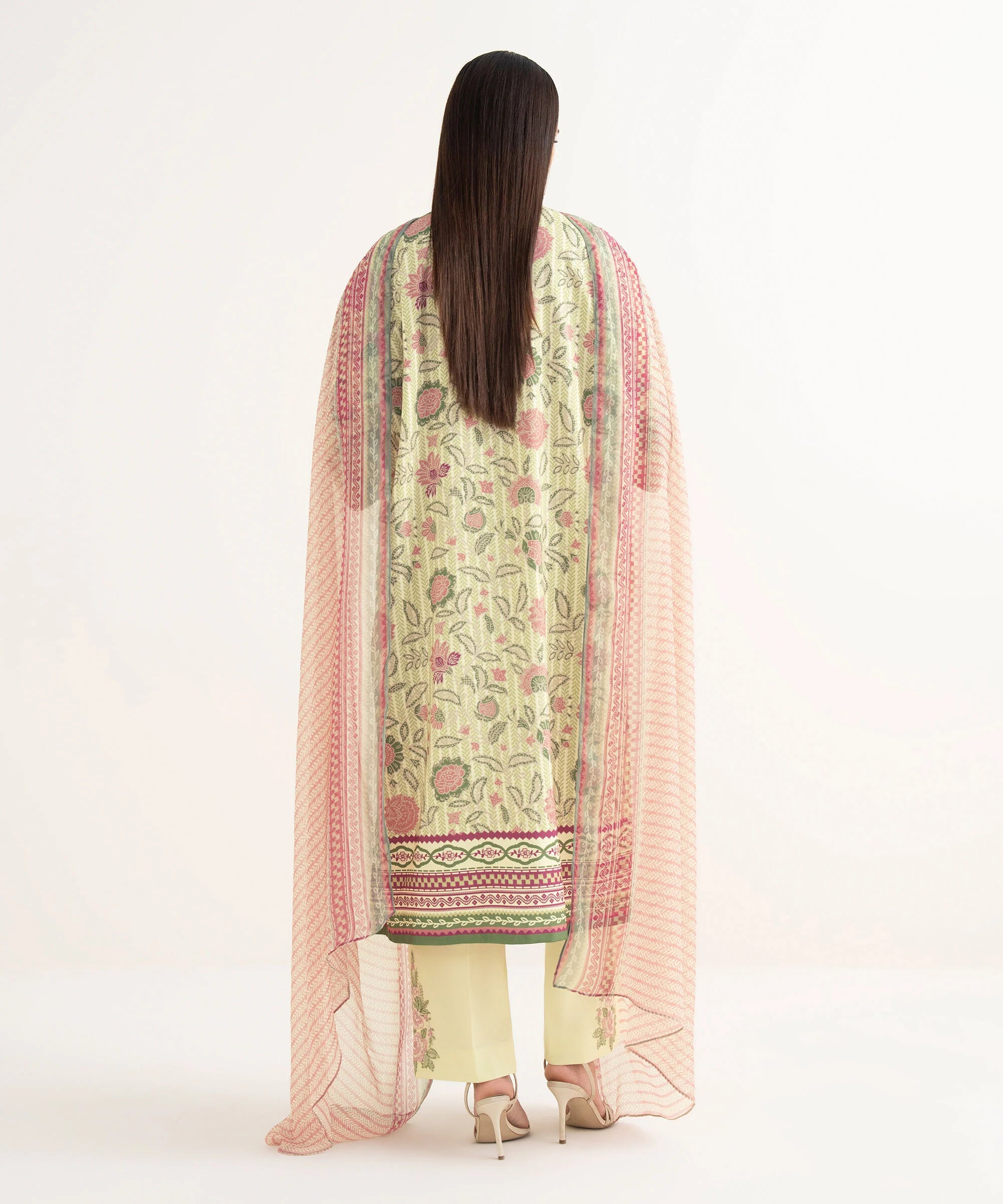 Sapphire 3Pc Embroidered Lawn Suit 0000EDYCODE9 gulbuy.com