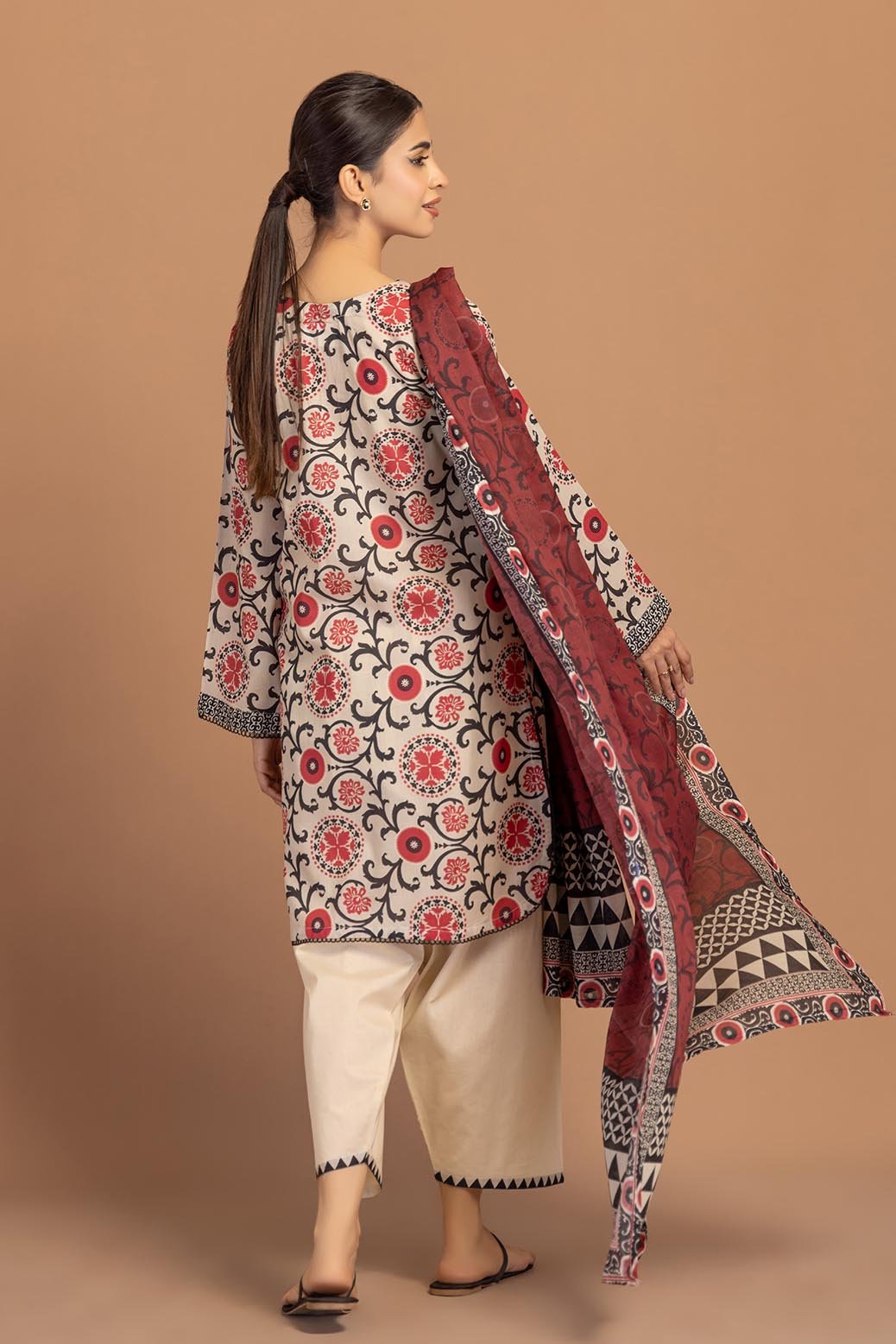 BONANZA SATRANGI 3PC PRINTED LAWN SUIT (6S24U3P070) gulbuy.com