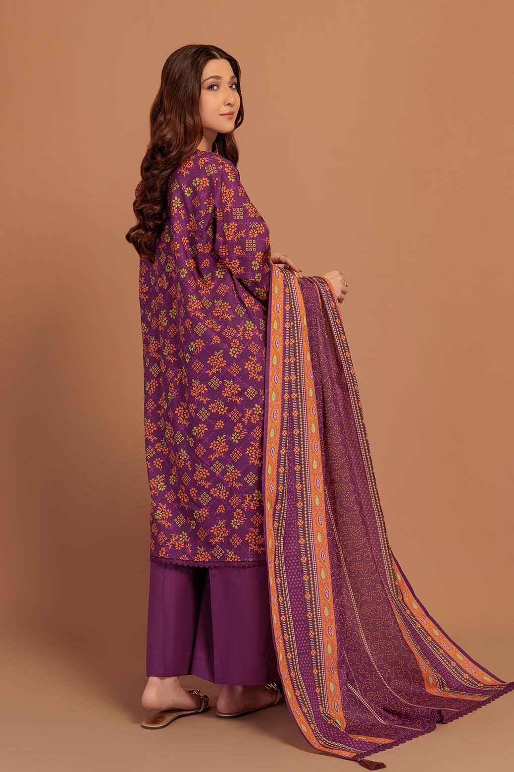 BONANZA SATRANGI 3PC PRINTED LAWN SUIT (2S24P3P528) gulbuy.com