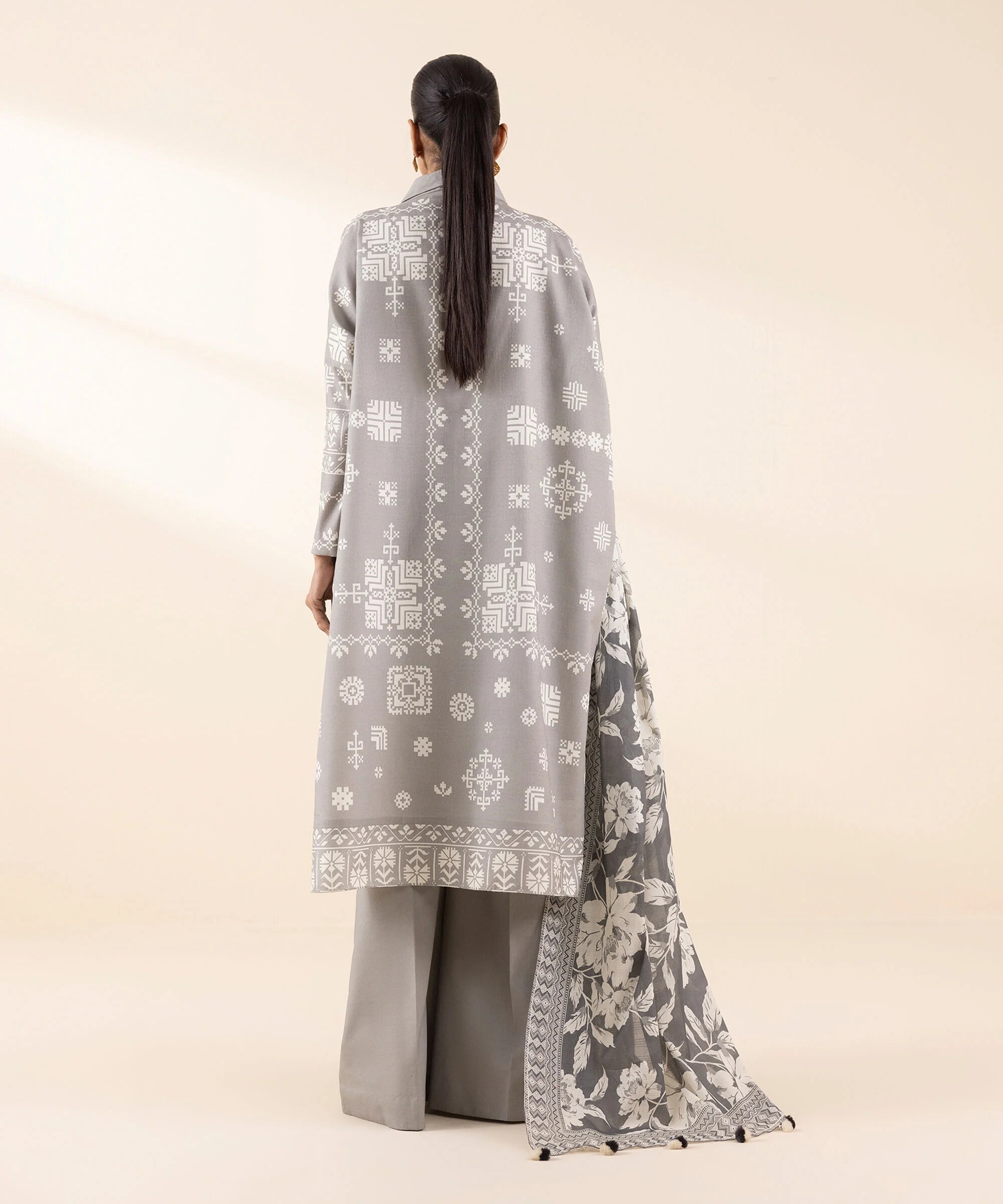 Sapphire 3Pc Printed Lawn Suit 00U3PBW25V43 gulbuy.com