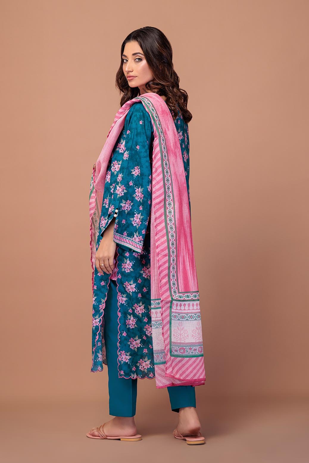 BONANZA SATRANGI 3PC PRINTED LAWN SUIT (1S24P3P418) gulbuy.com
