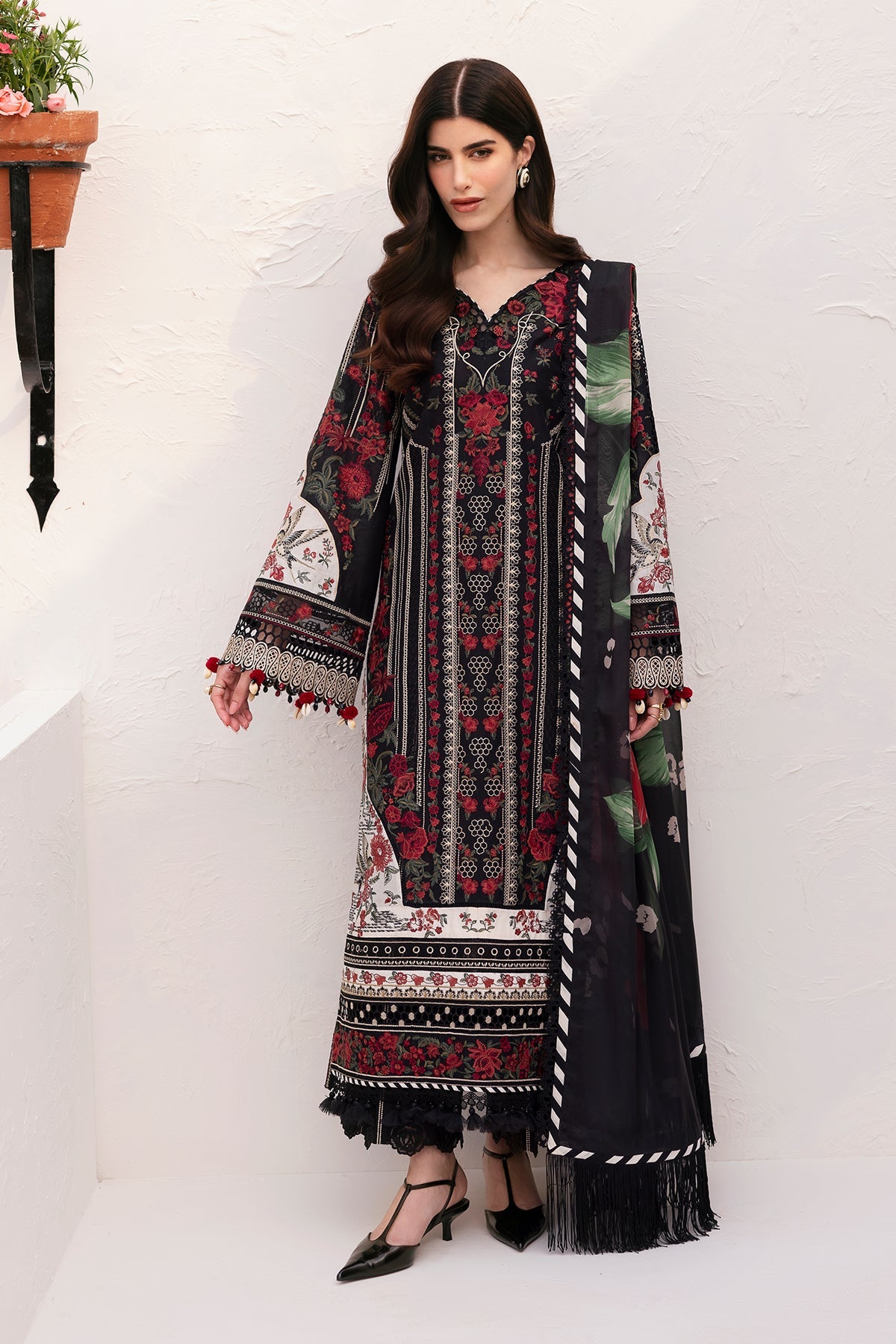 BAROQUE EMBROIDERED LAWN EL-D01 STITCHED