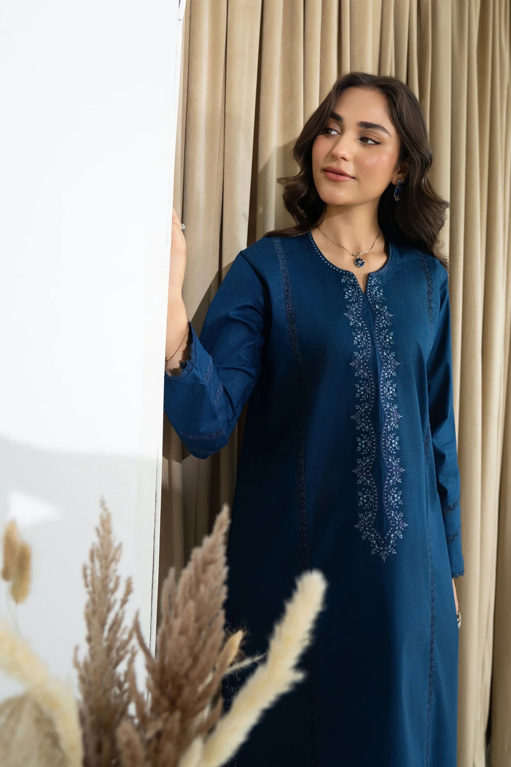 Mannat 2Pc Embroidered Lawn Suit Midnight gulbuy.com
