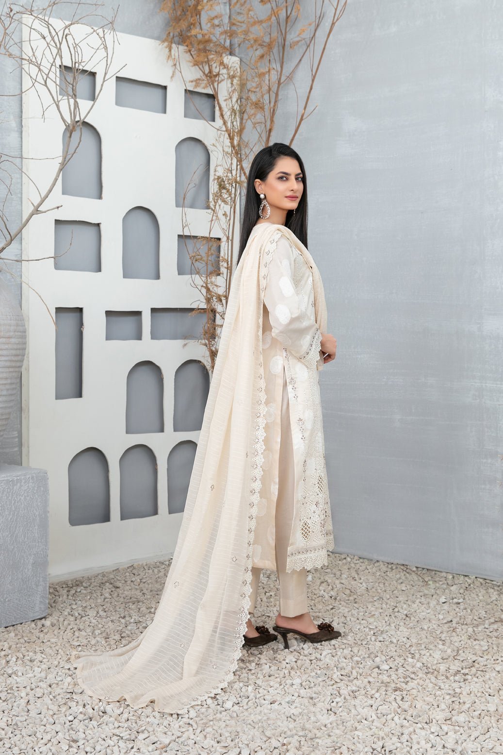 Tawakkal 3Pc Embroidered Lawn Suit D-1099-Izara gulbuy.com
