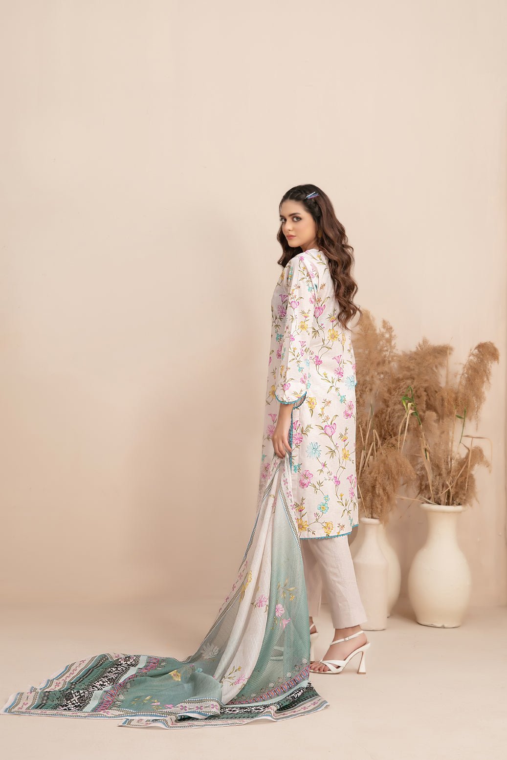 Tawakkal 3Pc Digital Printed Lawn Suit D-1107-Meheroon gulbuy.com