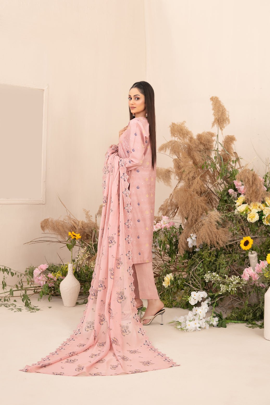 Tawakkal 3Pc Embroidered Lawn Suit D-1167 gulbuy.com