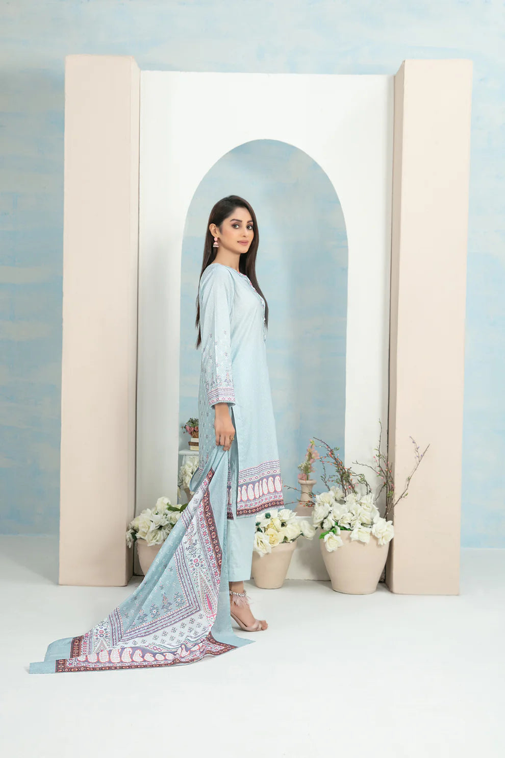 Tawakkal 3Pc Embroidered Lawn Suit D-3642 gulbuy.com