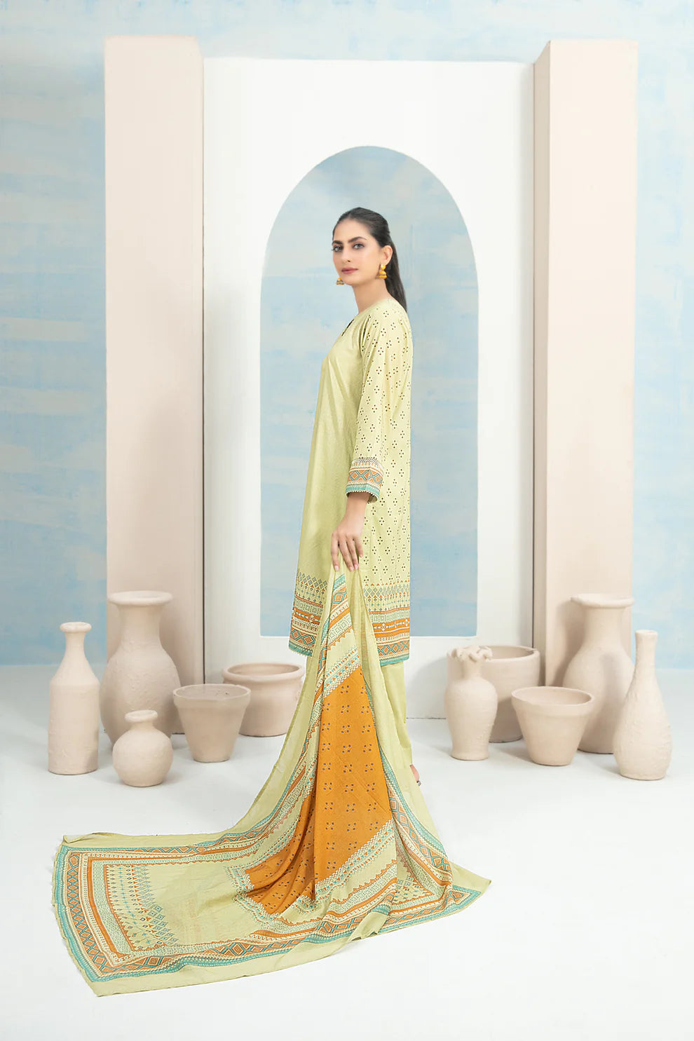 Tawakkal 3Pc Embroidered Lawn Suit D-3640 gulbuy.com