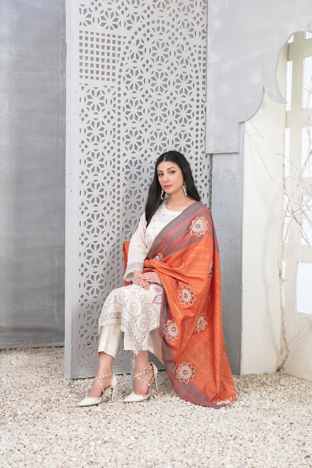 Tawakkal 3Pc Embroidered Lawn Suit D-1029-Mabel gulbuy.com