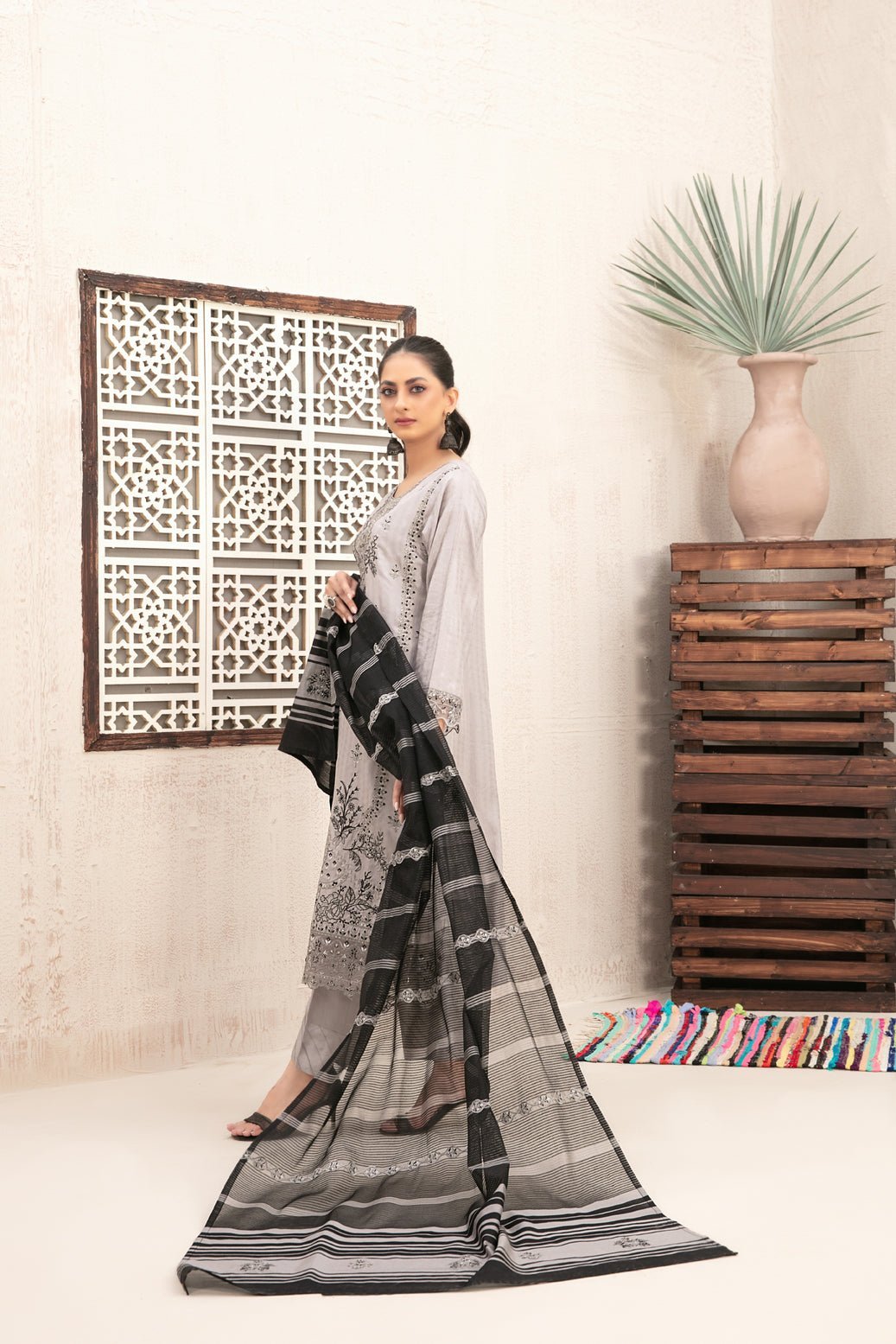 Tawakkal 3Pc Embroidered viscose Jacquard Suit D-5263-Nurten gulbuy.com