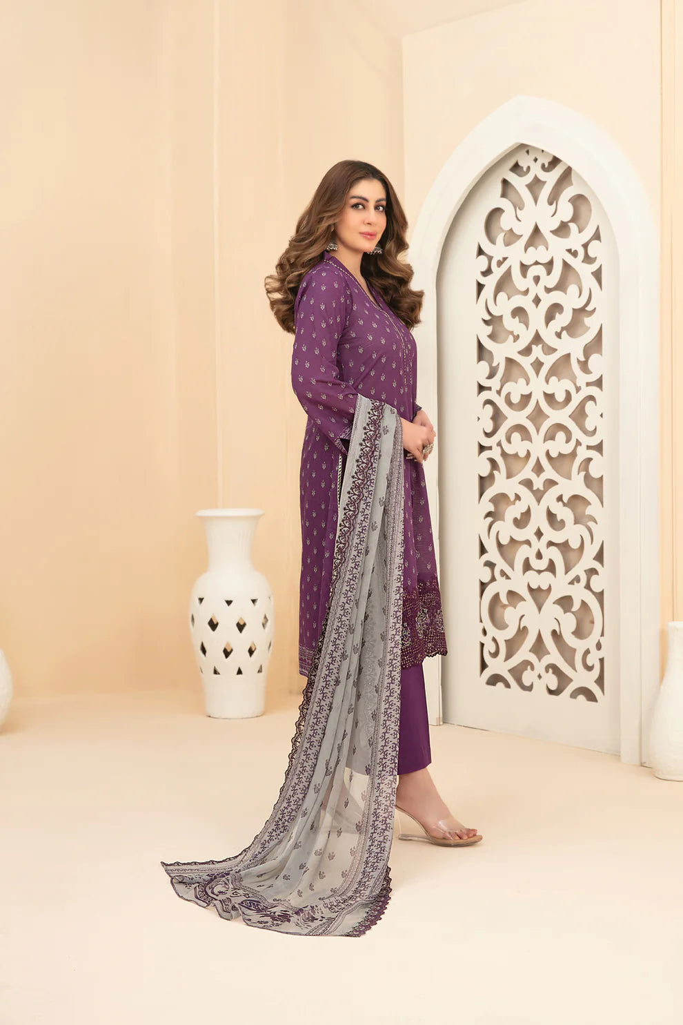 Tawakkal 3Pc Embroidered Lawn Suit D-1113 gulbuy.com